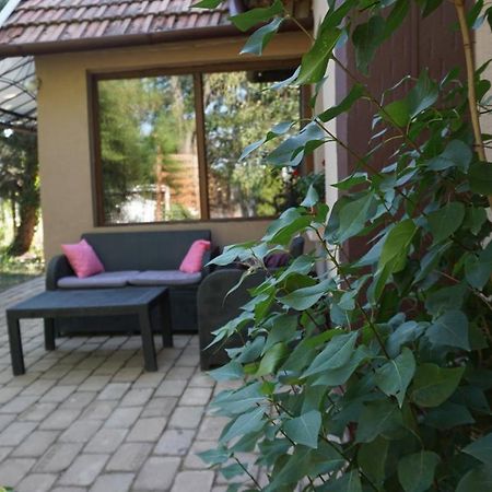 Edes Otthon Apartman Gyula Exterior foto